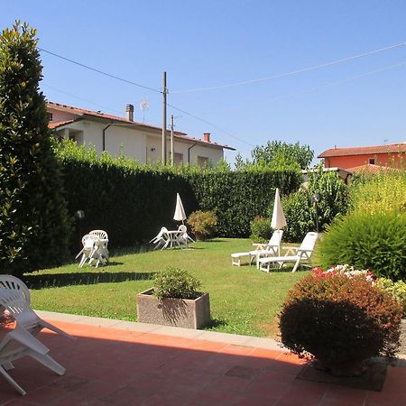 Affittacamere Villa Delia Lucca Exterior foto