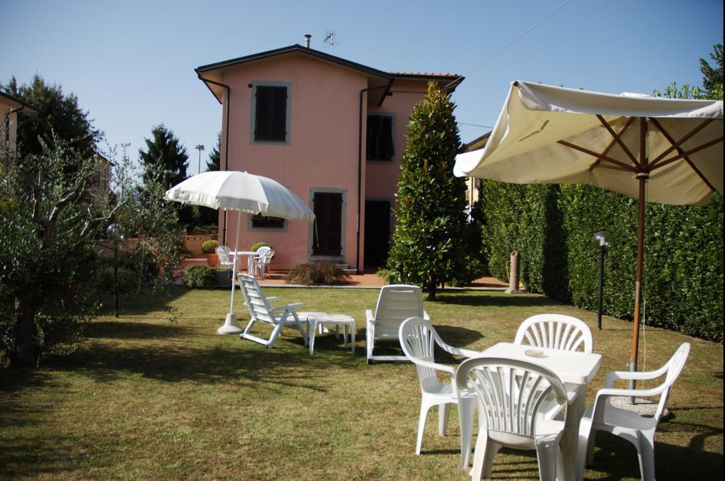 Affittacamere Villa Delia Lucca Exterior foto