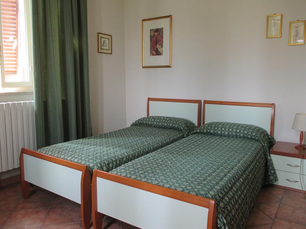 Affittacamere Villa Delia Lucca Exterior foto